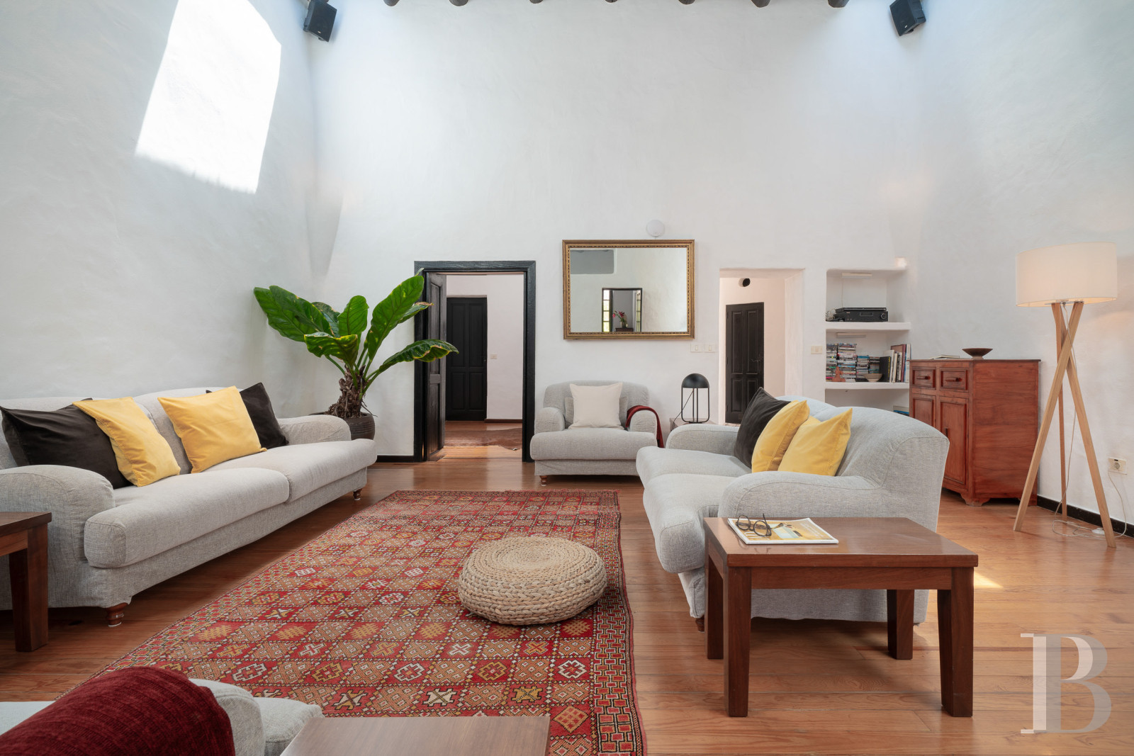 An old finca renovated in a contemporary style on the island of Lanzarote, in the Canary Islands - photo  n°4